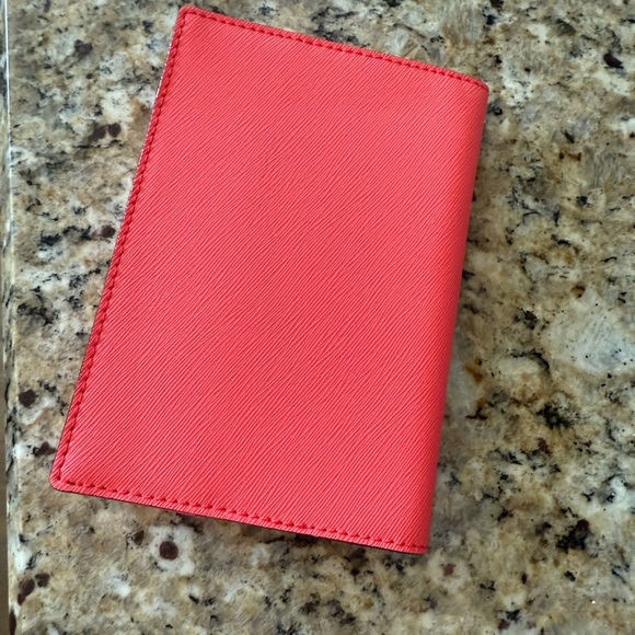 Kate Spade Pink Parrot Passport Holder - Picture 3 of 3